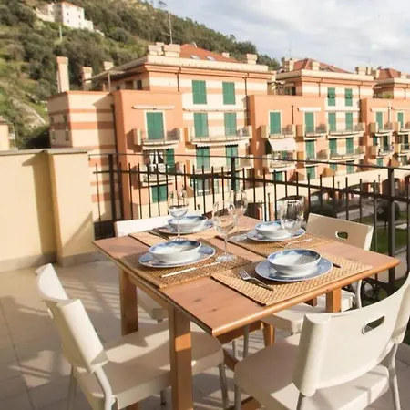 Ristrutturato Con Terrazzo * ואראצה